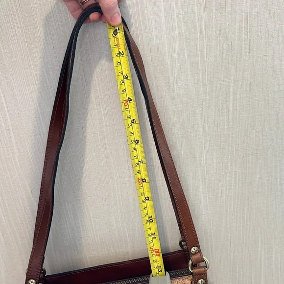 Patricia Nash Tan and Brown Shoulder Bag - Picture 16 of 16